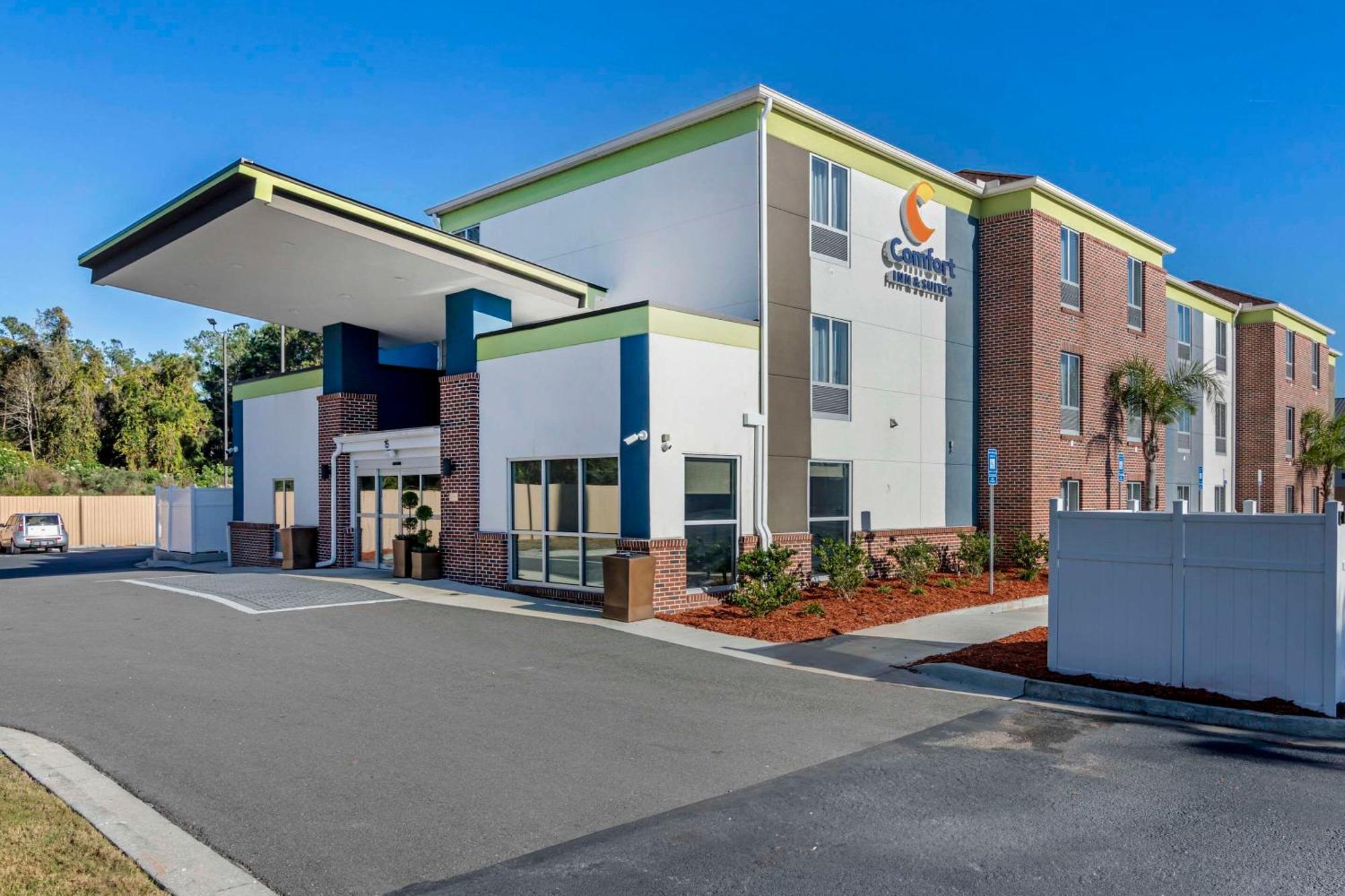 Comfort Inn & Suites Brunswick Exterior foto